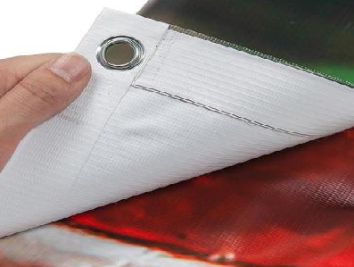  大英喷绘和刀刮布的工艺区别。