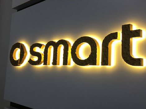  大英背光字有什么特点？生产过程如何？